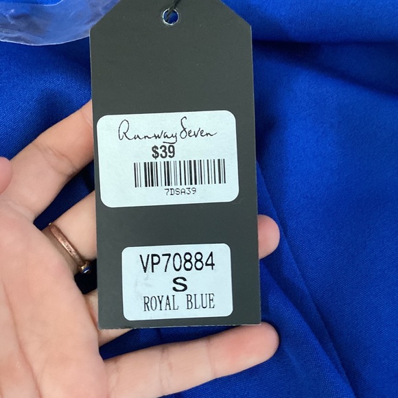 Dress - Picture 2 of 2